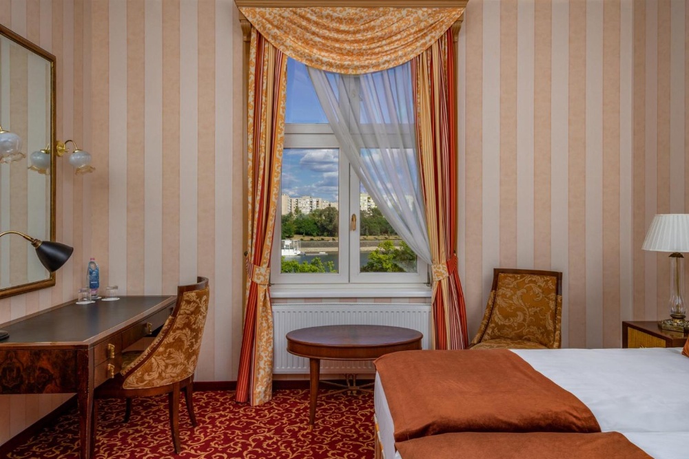 Ensana Grand Margaret Island